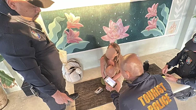 מעצרה של המורה ליוגה