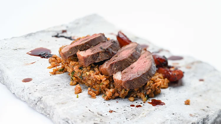 חזה אווז מעושן: המתכון לאודישן של אלה דשבסקה