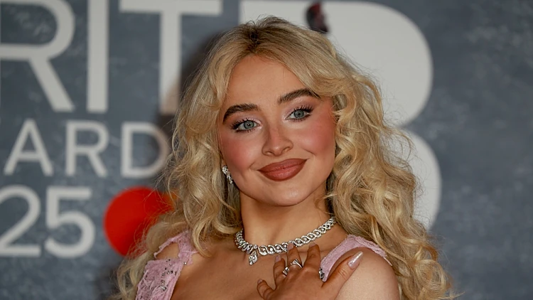 סברינה קרפנטר