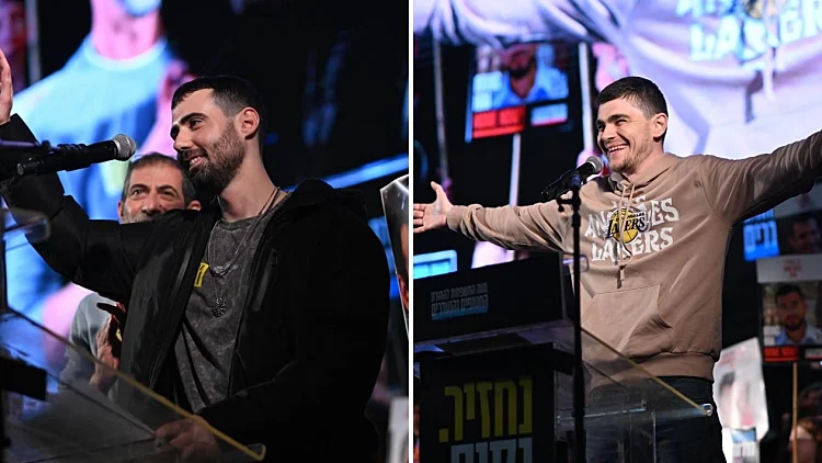 גיא ומקסים בכיכר החטופים: "נתתם תקווה וכוח; נחזיר את כולם"