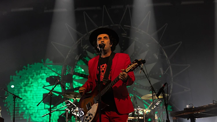 להקת הרוק הוותיקה הפתיעה במופע טראנס. זה היה פשוט אדיר