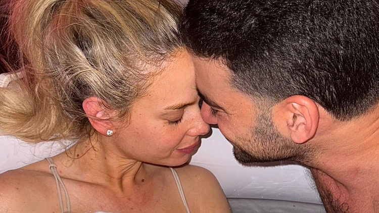 הדוגמנית מתפרקת: "אין אותי. החודש וחצי הכי מאתגר שידעתי"