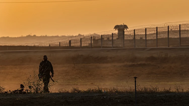 הפרשה הביטחונית: כתבי אישום יוגשו בגין הברחת סחורות לעזה