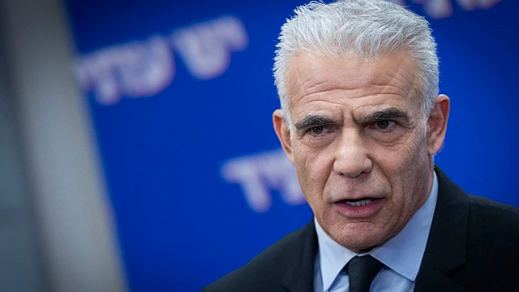 לפיד אחרי הדיון בבג"ץ: מדובר ברעידת אדמה, שר האוצר צריך להיחקר