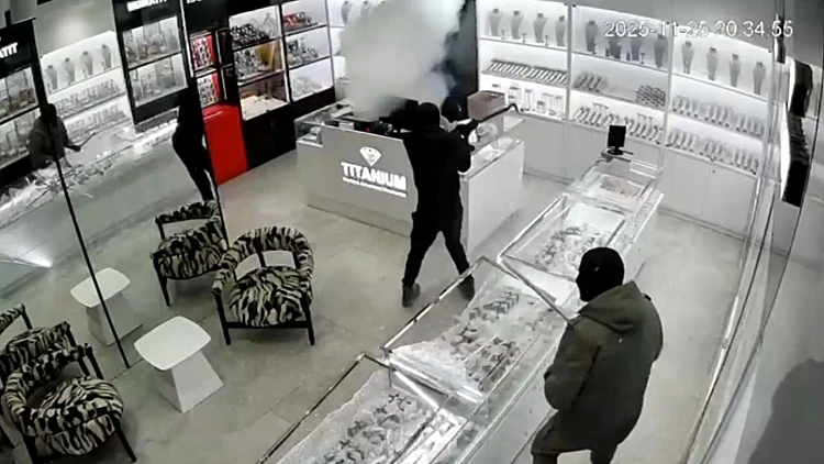 מי פה בעל הבית? התיעוד המטלטל מניסיון השוד באופקים