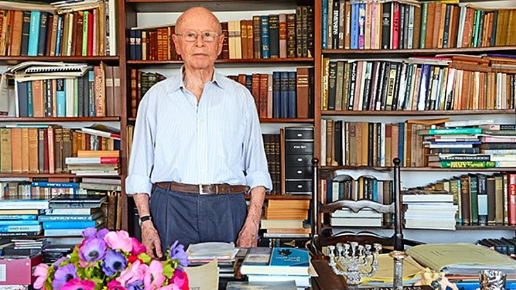 אלוף דן טולקובסקי, מפקד חיל האוויר לשעבר, הלך לעולמו בגיל 104