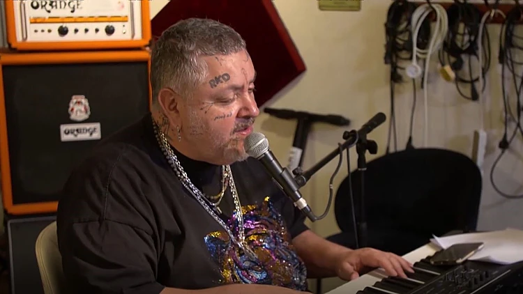 "אהבה היא התרופה היחידה": ארקדי דוכין מדבר על פוסט-טראומה