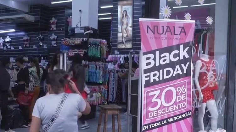 שופינג ללא גבולות: בעולם ציינו את בלאק פריידיי בצל גל ההתייקרויות