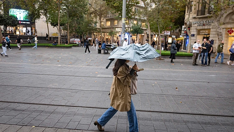 הגשם ייפסק, ממחר יתחמם - ובשבוע הבא שוב מהפך במזג האוויר