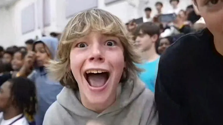 לא באמת מילה וללא הרבה משמעות: הטרנד שנבחר לביטוי השנה