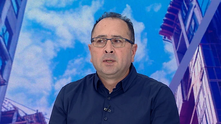 פרויקטור שכונתי: האיש שיציל את השכונה שלכם