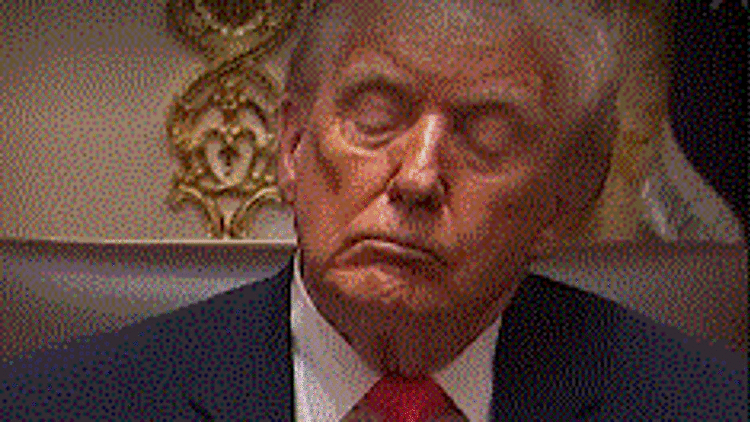 "סליפי דון": טראמפ תועד מנמנם בפגישה בבית הלבן