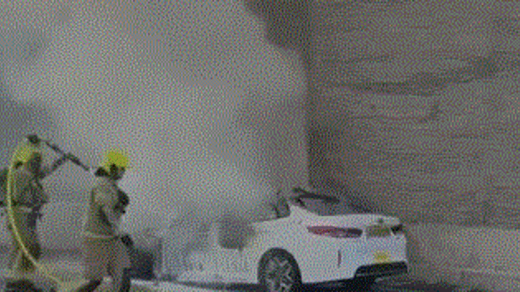 הרכב שעלה באש באיילון