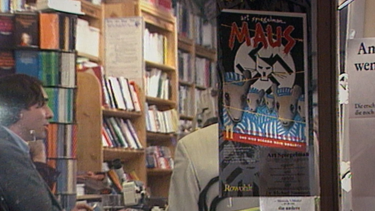 "חונכתי באובססיביות לשרוד, כולל להצניע כל סממן יהודי"