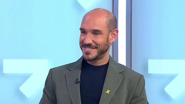 שימוש בשומן עצמוני לשיפור מרקם העור