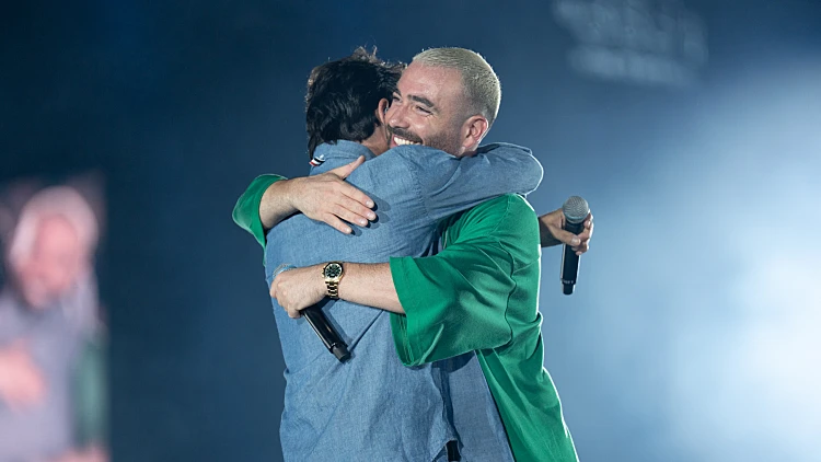 עומר אדם ואביב גפן