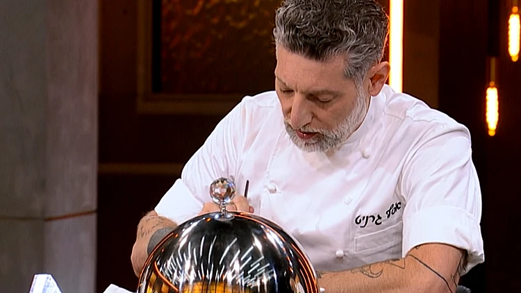 "הרוטב שלך חריף תופת": איך הגיבו השפים למנה החריפה בהגזמה?