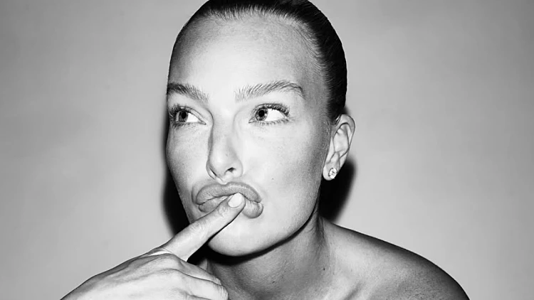 מאור ברוכמן מגיבה לסערת תמונת העירום: "שלמה עם הדרך שלי"