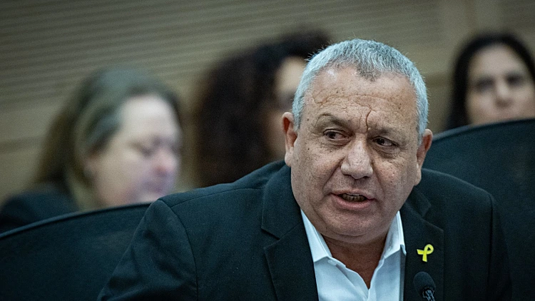 אינזקוט: "לחקור חשד למעורבות רה"מ בפגיעה בביטחון המדינה"