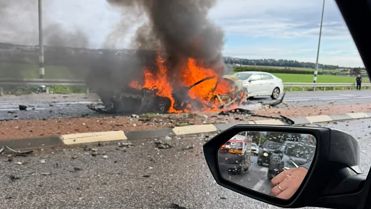 הרוג בפיצוץ רכב בעמק יזרעאל, שני עוברי אורח נפצעו קל