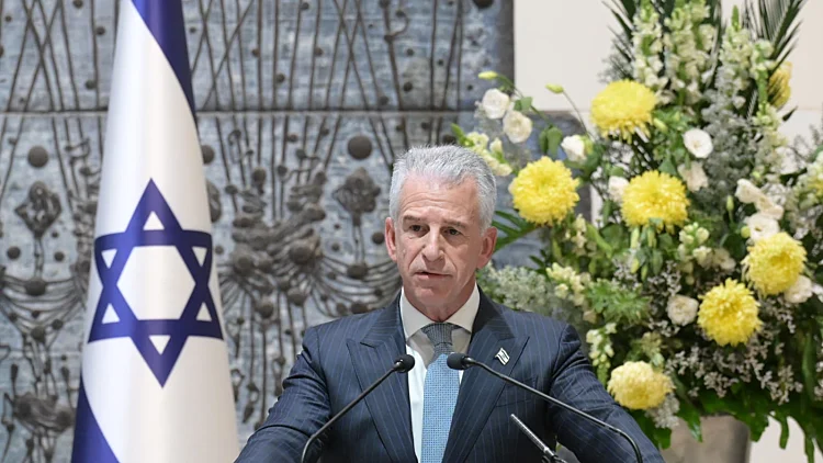 ראש המוסד בנאום נדיר: "איראן תפרוץ לגרעין ברגע שתוכל"