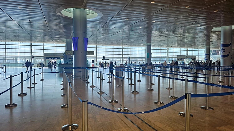 מחדל חמור בנמל התעופה בן גוריון: נוסע הסתנן לטיסה ללא כרטיס