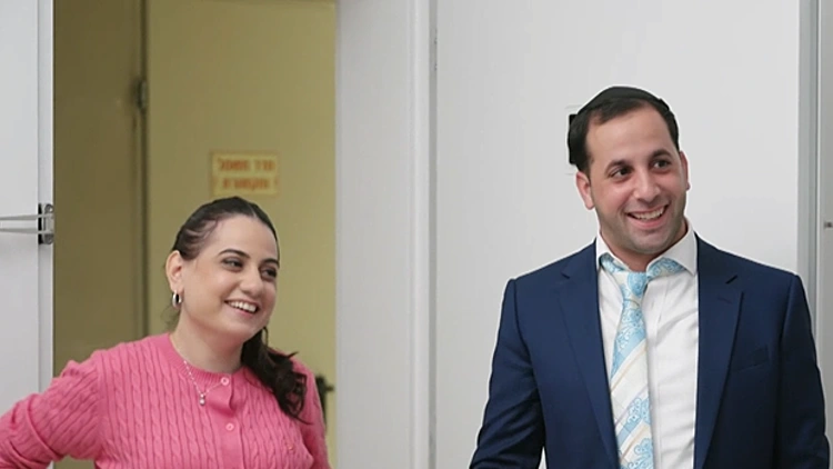 "אני מזהה": משה פוגש את המשפחה של אביגיל ורואה פנים מוכרות