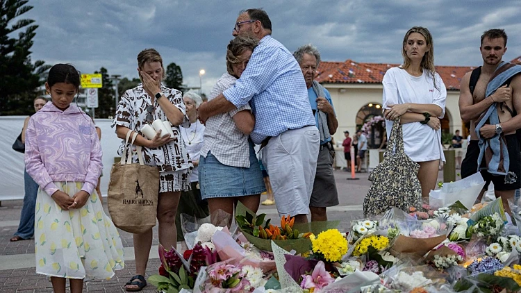 יום אבל לאומי באוסטרליה: המונים בטקס לזכר קורבנות הטבח בסידני