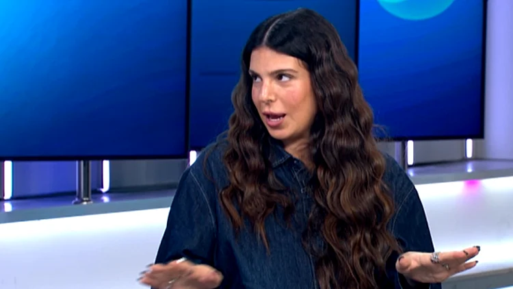 הצבעים הכי חמים בסילבסטר שיגרמו לבגדים שלכן לזרוח