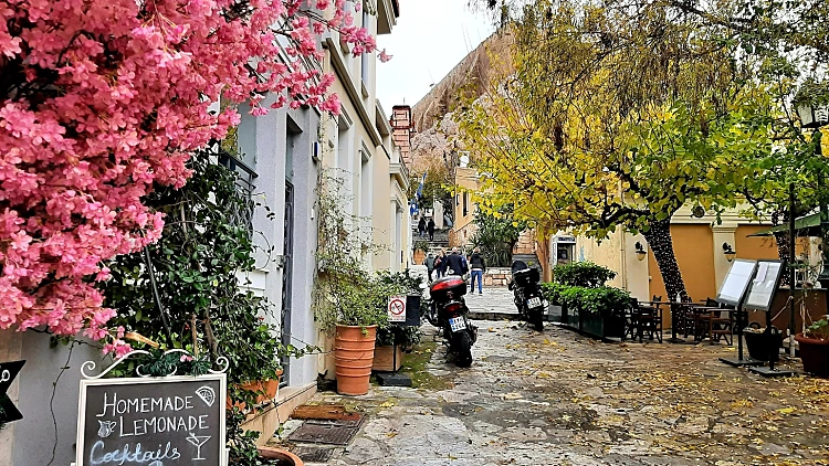 החל מ-108 דולר: חופשת חורף עירונית מבלי לקרוע את הכיס