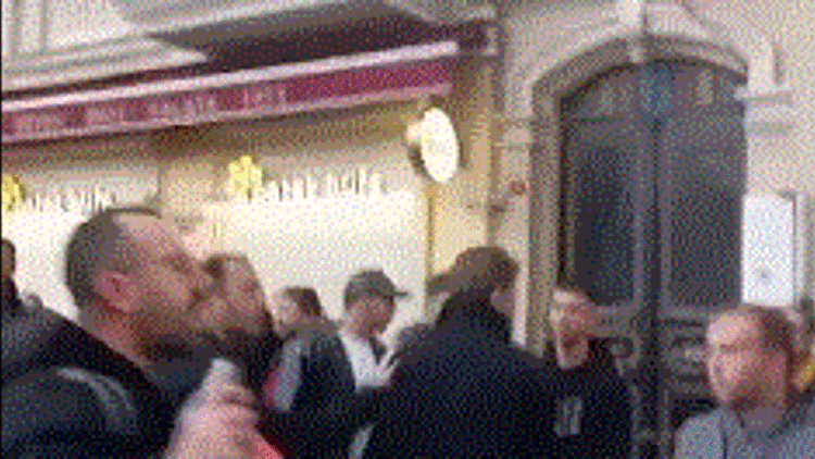 טורקיה: יהודים הותקפו בדרך להדלקת נרות בבית כנסת באיסטנבול