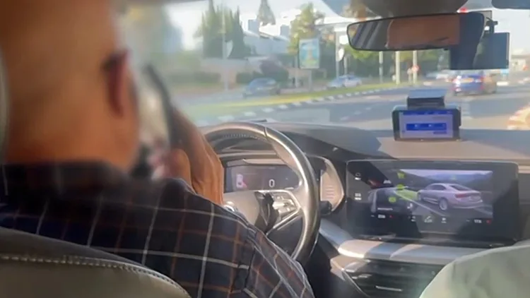 עוקץ המצלמות: הנוכלים שמזייפים אישור תשלום - ואז נעלמים