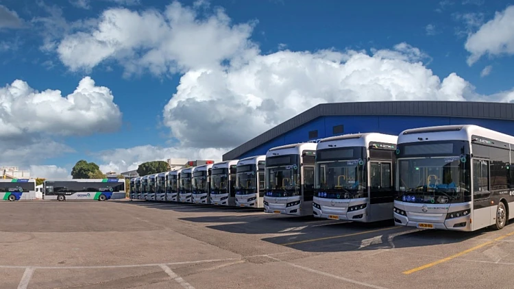 אוטובוסים של סופרבוס