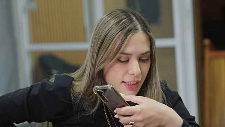 "את דיברת עם גבר": עם מי מעיין מתייעצת רגע לפני החתונה?