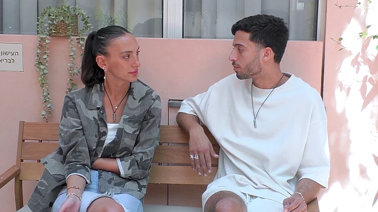 כוכבת "אהבה חדשה" שולחת מסר ברור לבן הזוג: "אני רוצה טבעת"