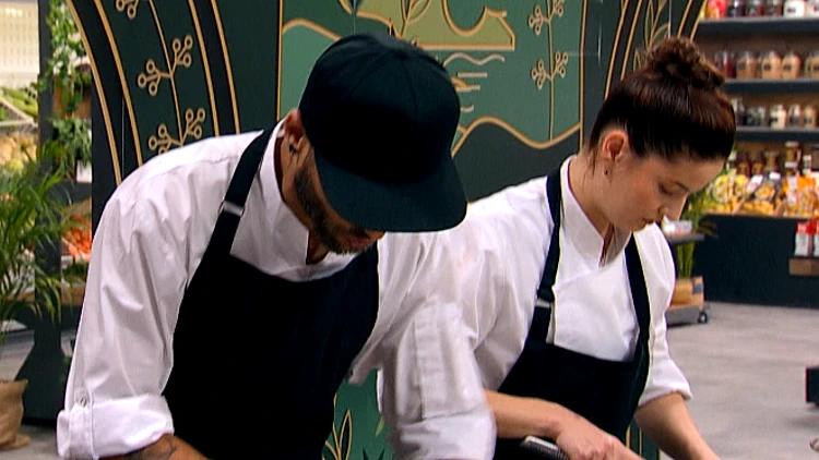 "אחד הדברים הכי קשוחים שעשיתי": קרבות המטבח מתחילים בסערה