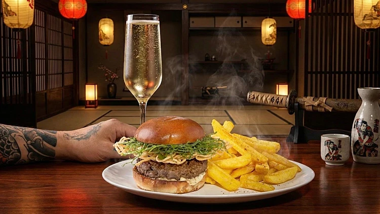 יאקוזה בורגר של "אגאדיר"