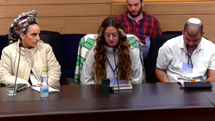 איך הפך הטיפול אחרי האונס לפגיעה שנייה? "בית קברות לראיות"