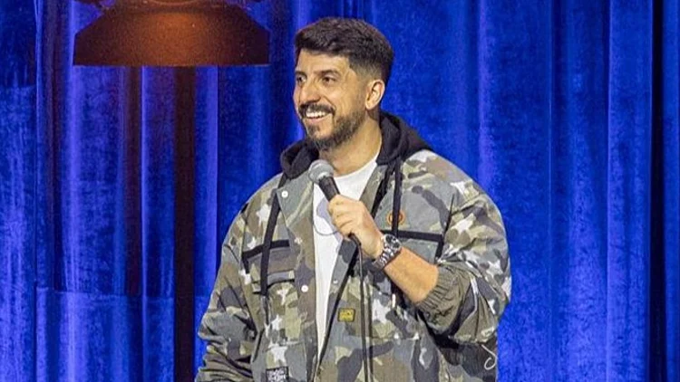 מופע הענק של מתן פרץ היה קצר, אך הוא הצחיק את הקהל בשלמות