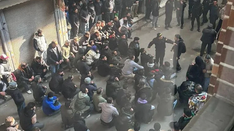 המהומות באיראן: מניין ההרוגים עלה ל-36, המשטר מתגבר את הכוחות