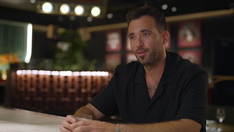 אהבה חדשה VOD | פרק 3: הדייר החדש במתחם