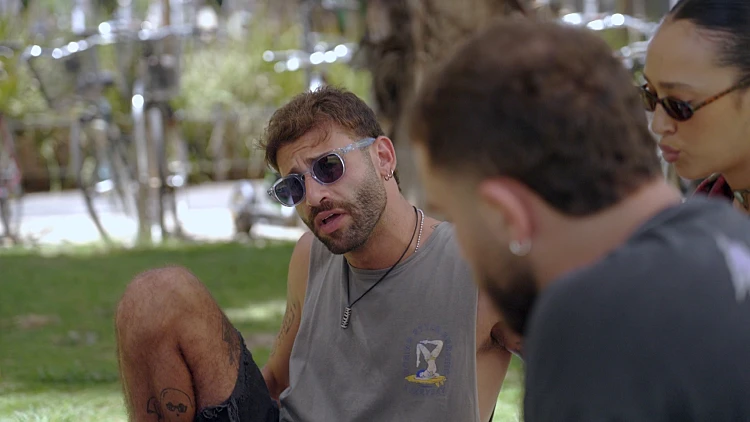 "חיכיתי לשיחות עומק עם דניאלה. היא לא שאלה ולא התעניינה"