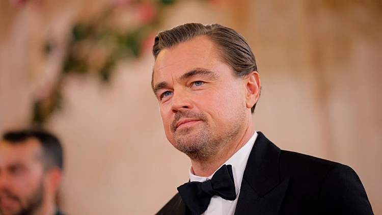 הפסיד את הפסלון - ושרף את הרשת: הסרטון הוויראלי של דיקפריו