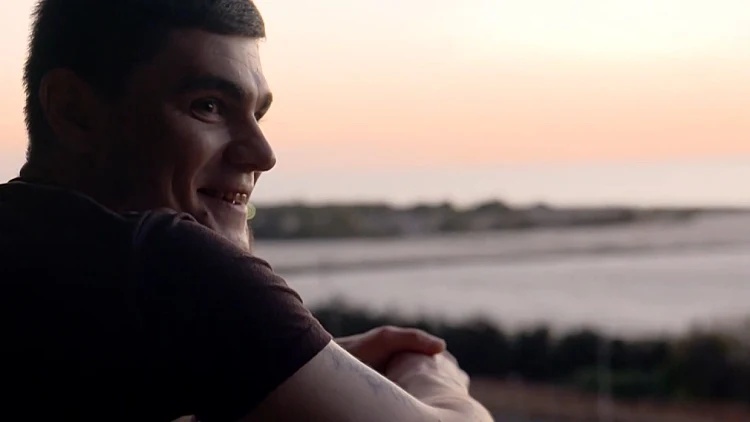 "אי אפשר לתקן את הנפש בשתי דקות": מקסים הרקין חוזר לחיים