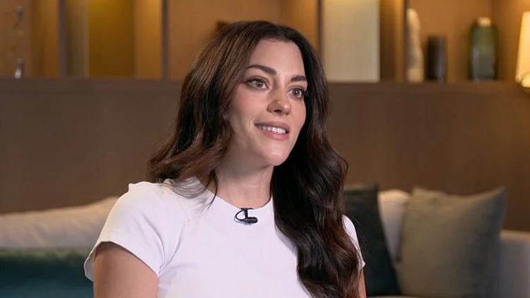 "לפני 7.10 הסוויתי את עצמי, היום זה כוח": ענבר לביא בריאיון