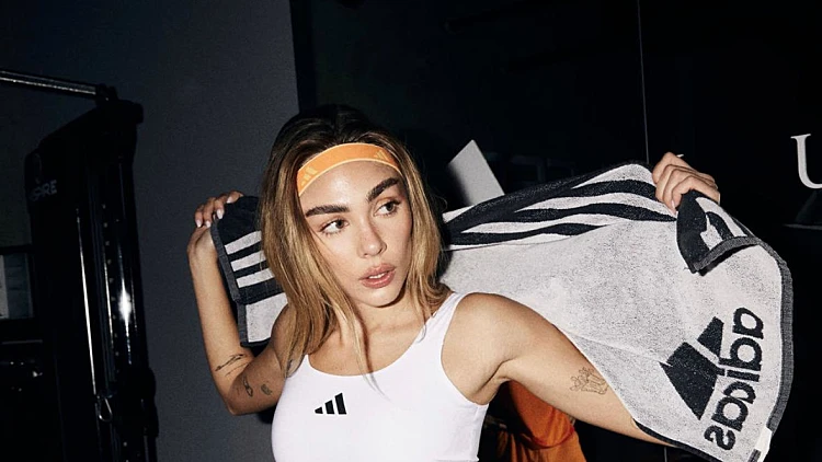 מאיה קיי מאוהבת מאי פעם: "זכיתי בחבר הכי טוב שלי, בדבר טהור"