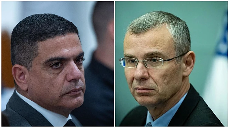 צחי עוזיאל והשר יריב לוין