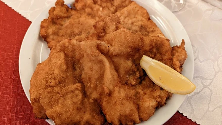 כזה עוד לא טעמתם: זה השניצל היקר בעולם - שכולל אפילו זהב