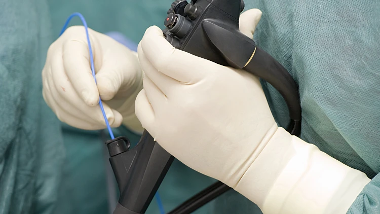 גסטרוסקופיה (אנדוסקופיה של דרכי עיכול עליונות): מתי חשוב לבצע? | רשת 13