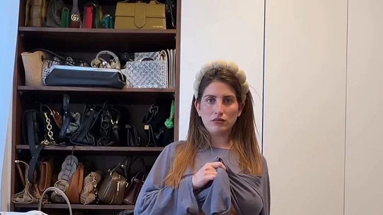 אחרי שבטעות חשפה פטמה - דנה זרמון מגיבה: "דייייי!"